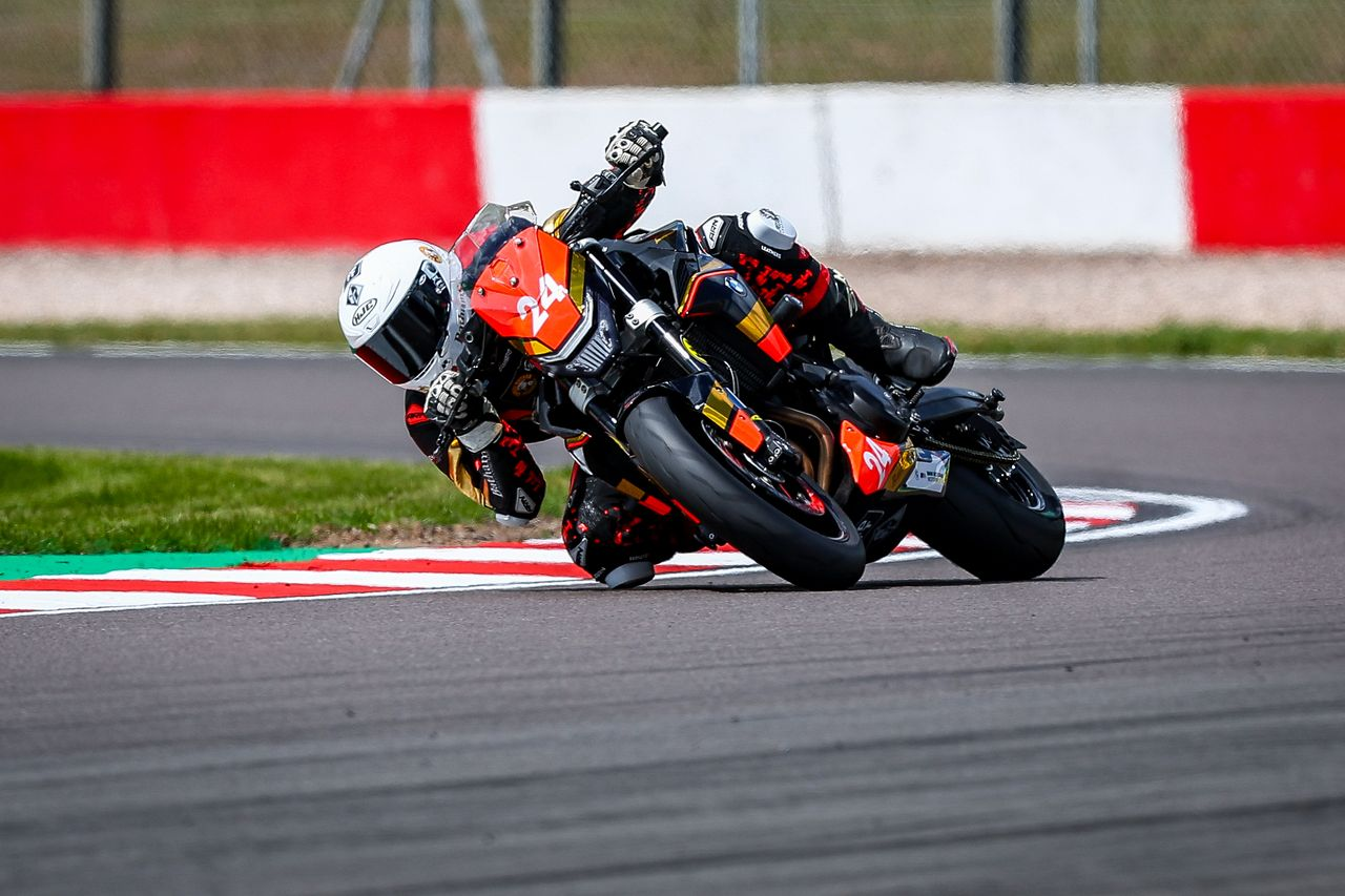 Kieran Smith riding the BMW F 900 R